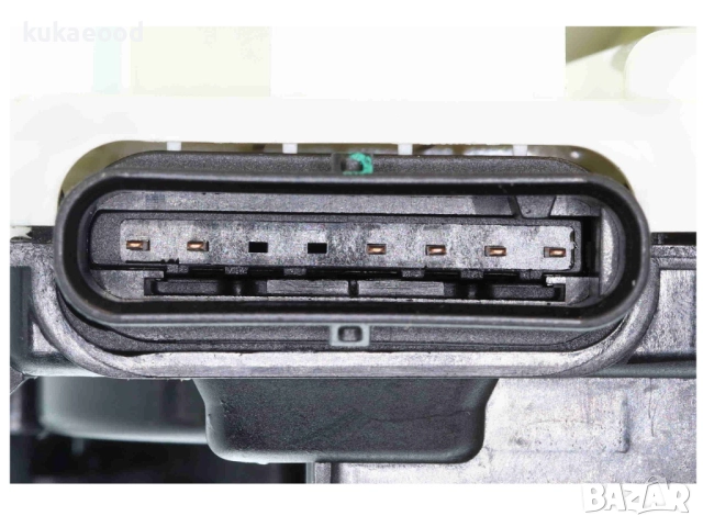 Брава за плъзгаща врата за Mercedes V-Class W447, снимка 6 - Части - 51821828