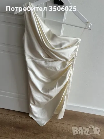 Продава къса рокля , снимка 2 - Рокли - 48715484