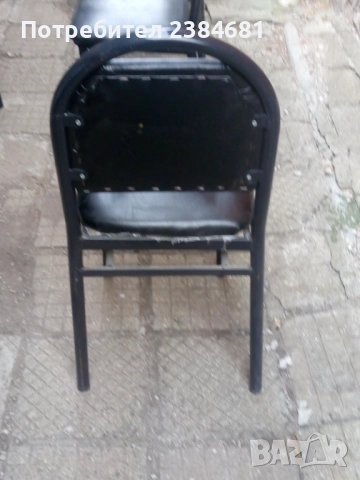 Метални столове тапицирани с кожени седалки и облегалкии, снимка 3 - Столове - 51771657