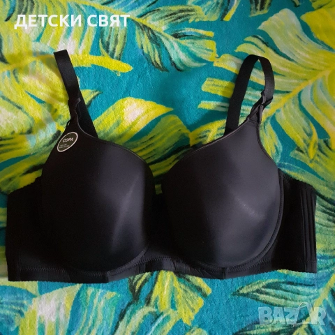 Нови сутиени с чашка F