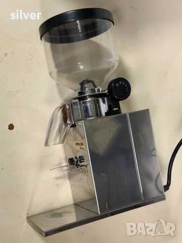 Кафе мелачка за кафе Demoka Mini Moka (GR-0203) , снимка 2 - Кафемашини - 55967397