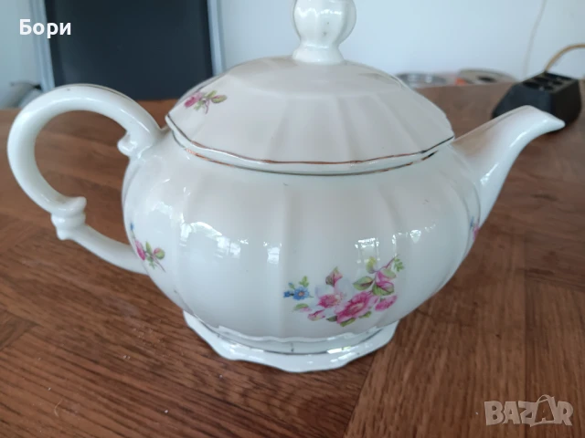 Стар порцеланов български чайник, снимка 6 - Аксесоари за кухня - 50939382