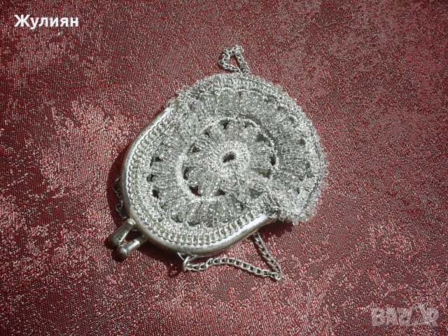 СТАРА ЧАНТИЧКА СЪС СЪРМА И МАНИСТА, снимка 3 - Антикварни и старинни предмети - 36666056