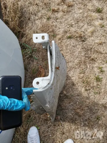 Преден десен калник за Дачия Логан 1 , снимка 6 - Части - 47476716