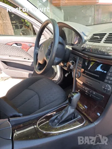 Мерцедес Е 220 CDI , снимка 4 - Автомобили и джипове - 55831010