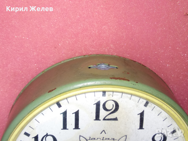 JANTAR MADE in USSR Стар КОЛЕКЦИОНЕРСКИ РУСКИ БУДИЛНИК МЕХАНИЧЕН НАСТОЛЕН ЧАСОВНИК ЯНТАР СССР 37644, снимка 10 - Антикварни и старинни предмети - 44533977