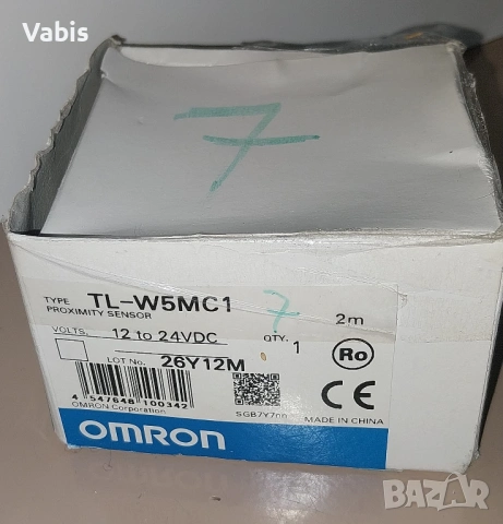 Индуктивен датчик OMRON TL-W5MC1, снимка 2 - Резервни части за машини - 53358080