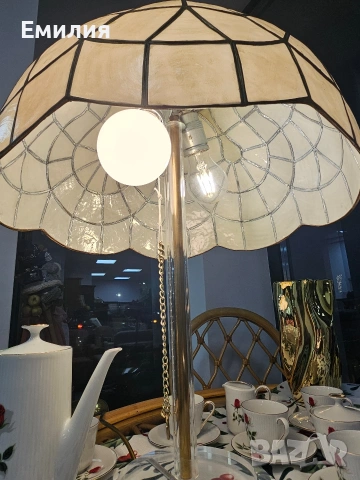 Нощна лампа тип Тифани, снимка 2 - Настолни лампи - 53077331