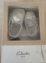 Бебешки обувчици Clarks, снимка 1