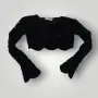 black cropped long-sleeve knit top, снимка 1