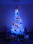 Коледна Снежно бяла или зелена елха с шишарки + пласмасова стойка ТОП ПРЕДЛОЖЕНИЕ, снимка 1