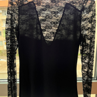 Дантелена блуза, снимка 1 - Блузи с дълъг ръкав и пуловери - 44747718
