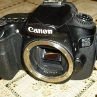  Фотоапарат Canon EOS 60D с обектив Canon EF-S 18-55mm IS  II, снимка 2 - Фотоапарати - 36948526