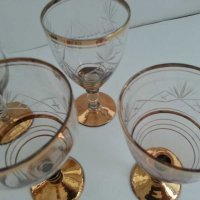 Ретро стъклени чаши с позлата гравирани , снимка 2 - Антикварни и старинни предмети - 29996600