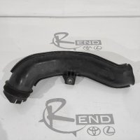 Въздуховод Toyota Yaris 2005-2011 1NR 17751-0Y010, снимка 1 - Части - 44389506