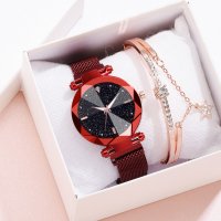 Луксозен дамски часовник „звездно небе“ тип гривна, снимка 1 - Дамски - 44243336