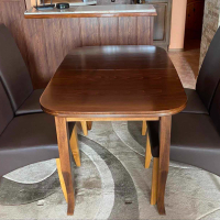 Трапезна маса с 4 стола, снимка 1 - Столове - 44686068