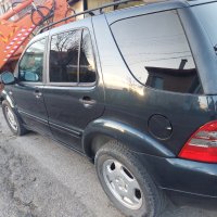 Мерцедес ML 270 AMG пакет, снимка 6 - Автомобили и джипове - 40229264