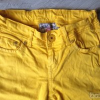 💙 Жълти дънки еластични 8-10 години 💙, снимка 2 - Детски панталони и дънки - 38874493
