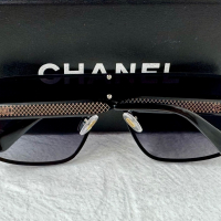CH дамски слънчеви очила маска с лого, снимка 10 - Слънчеви и диоптрични очила - 44700986