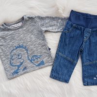 Бебешки дънки и блуза 3-6 месеца, снимка 1 - Панталони и долнища за бебе - 38035056