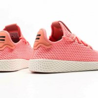 оригинални маратонки  adidas Tennis HU Pharrell Tactile Rose номер 41,5-42, снимка 6 - Маратонки - 39900505