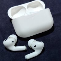 Bluetooth Слушалки Apple AirPods Pro 2019 Оригинални, снимка 2 - Слушалки и портативни колонки - 42748429