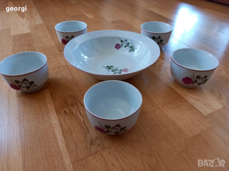 Порцеланова купа с пет купички български порцелан Китка , снимка 1