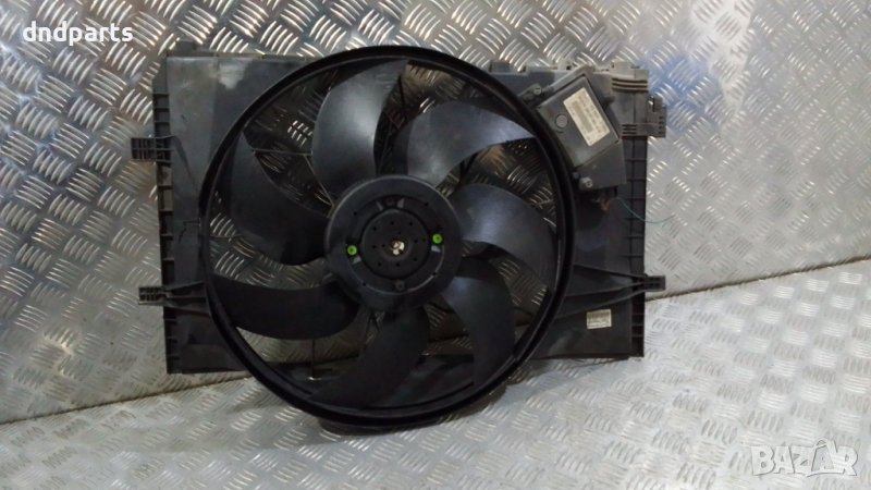 Охладителна перка Mercedes C200K W203 2001г.(забележки)	, снимка 1