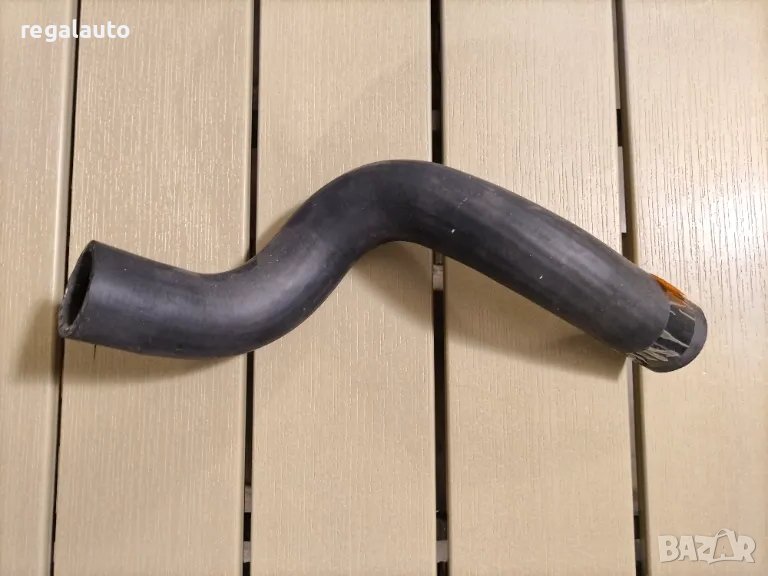 B36615186A,маркуч горен за воден радиатор MAZDA 323, снимка 1
