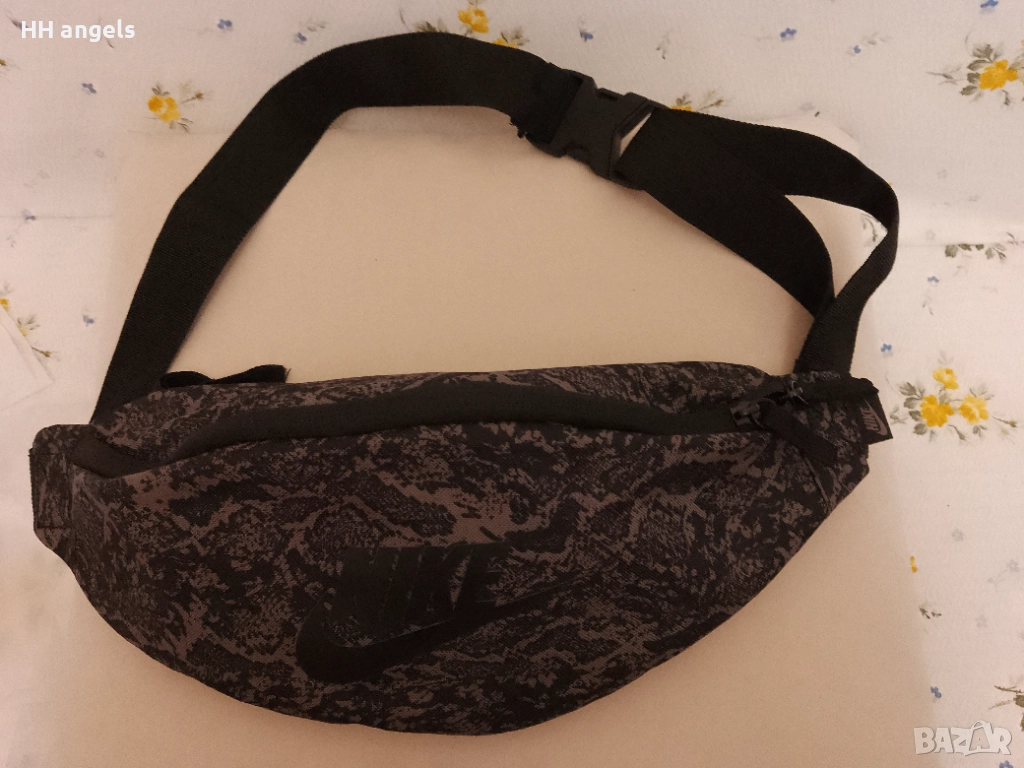 Nike Heritage НОВА чанта за кръст , снимка 1