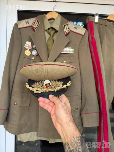 Продавам  униформа Генерал Майор , снимка 1