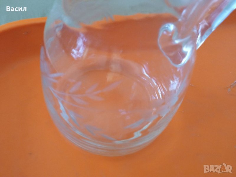 Кана с чаши за вино , снимка 1