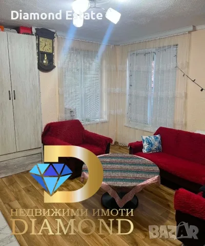 Двуетажна къща в село Малко градище, обл. Хасково, снимка 3 - Къщи - 55844075
