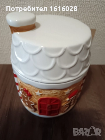 Порцеланов буркан за джинджифилови сладки и коледни курабийки., снимка 4 - Кутии за храна - 52263797