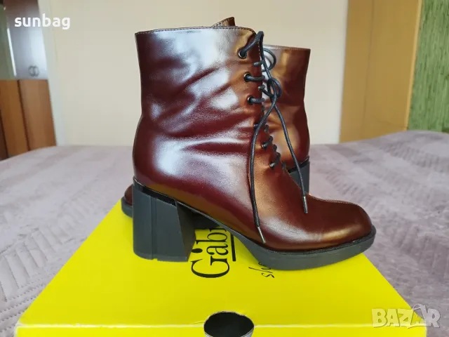 Боти от естествена кожа, цвят бордо