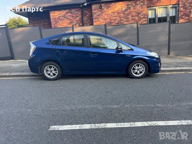 На части Toyota Prius hybrid Тойота Прус хибрид на части 1.8, снимка 13 - Автомобили и джипове - 56072785