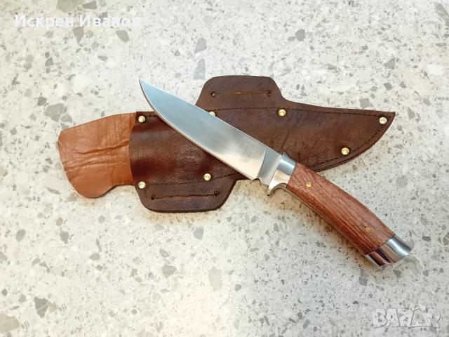 Ловен Нож с кожена кания