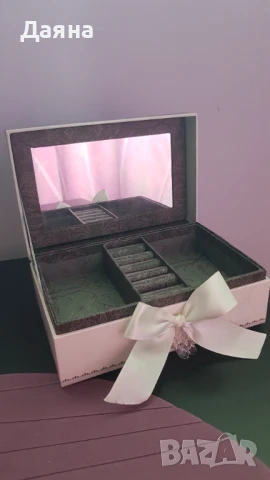 Кутия за бижута