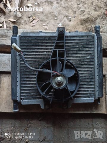 Peugeot Satellite 125/400 воден радиатор, снимка 2 - Части - 38419673
