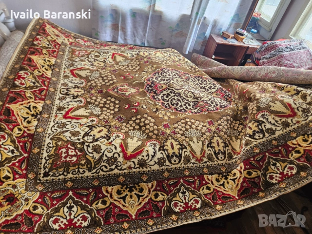 Персийски килими нови, снимка 9 - Килими - 54048961