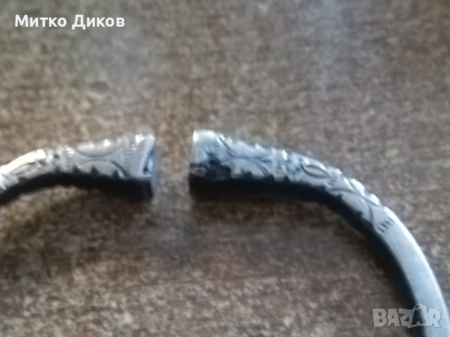 Месингова гривна с орнаменти два броя винтидж, снимка 5 - Гривни - 51515445