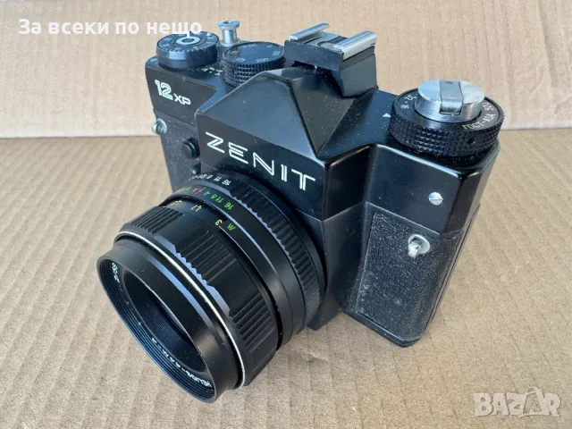 Фотоапарат Zenit 12XP + обектив Helios-44M-4 , Зенит, снимка 12 - Фотоапарати - 47400062