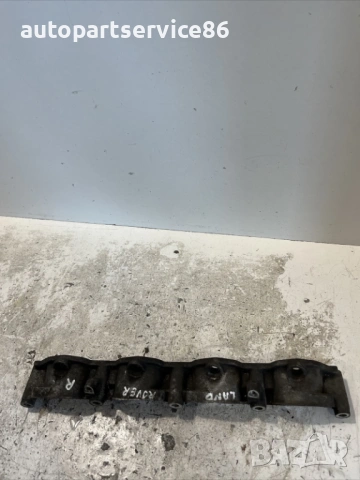 Всмукателен колектор за Land Rover Range Rover Sport 4.2 (2007) 4H33-6K638-BA , снимка 2 - Части - 54337717