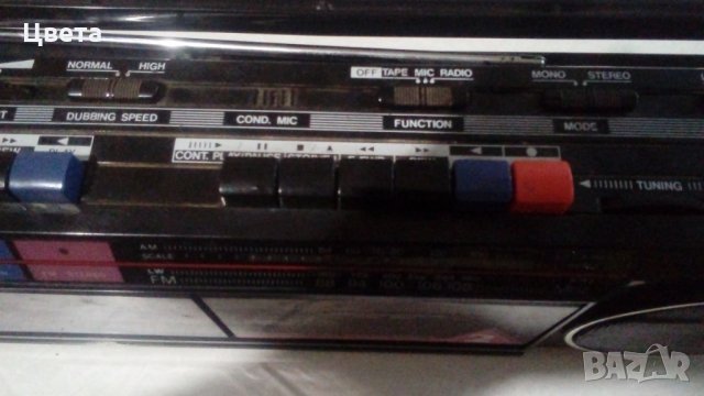 Двукасетачен касетофон с радио, снимка 2 - Радиокасетофони, транзистори - 29364602