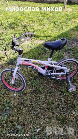 Не много голямо детско колело 