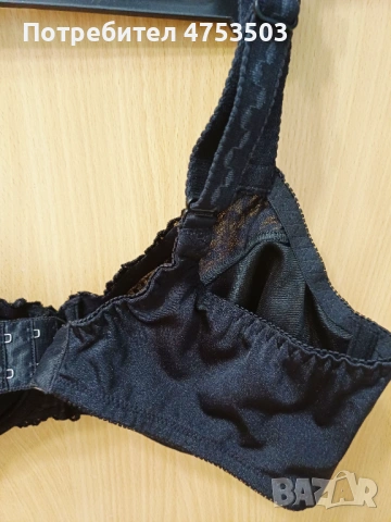 Triumph сутиен 85 Д, снимка 4 - Бельо - 54058804