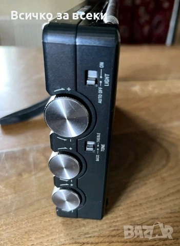 Tecsun pl880 перфектно , снимка 4 - Радиокасетофони, транзистори - 54047885