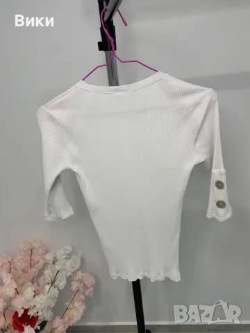 Бяла тениска рипс размер М, подходяща и за S, снимка 3 - Тениски - 50085935