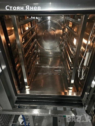 Конвектомат на Газ - Convotherm 6.10 - 6 тави, снимка 3 - Обзавеждане на кухня - 52368466